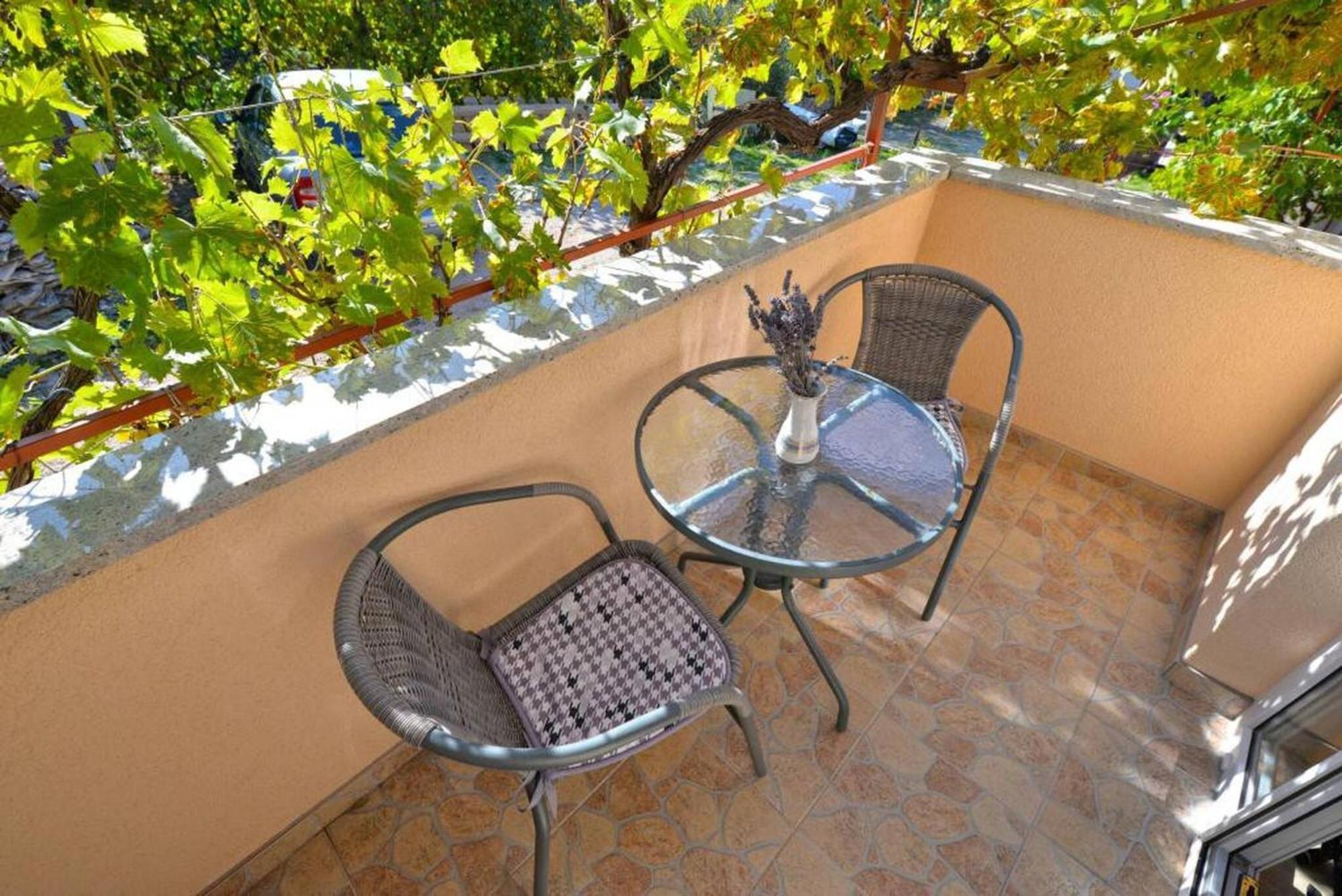 Apartment Pia Murter Exterior foto